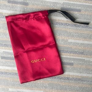 ❤️💸GUCCI Burgundy Satin Eyeglasses/Sunglasses Dust Bag❤️💸